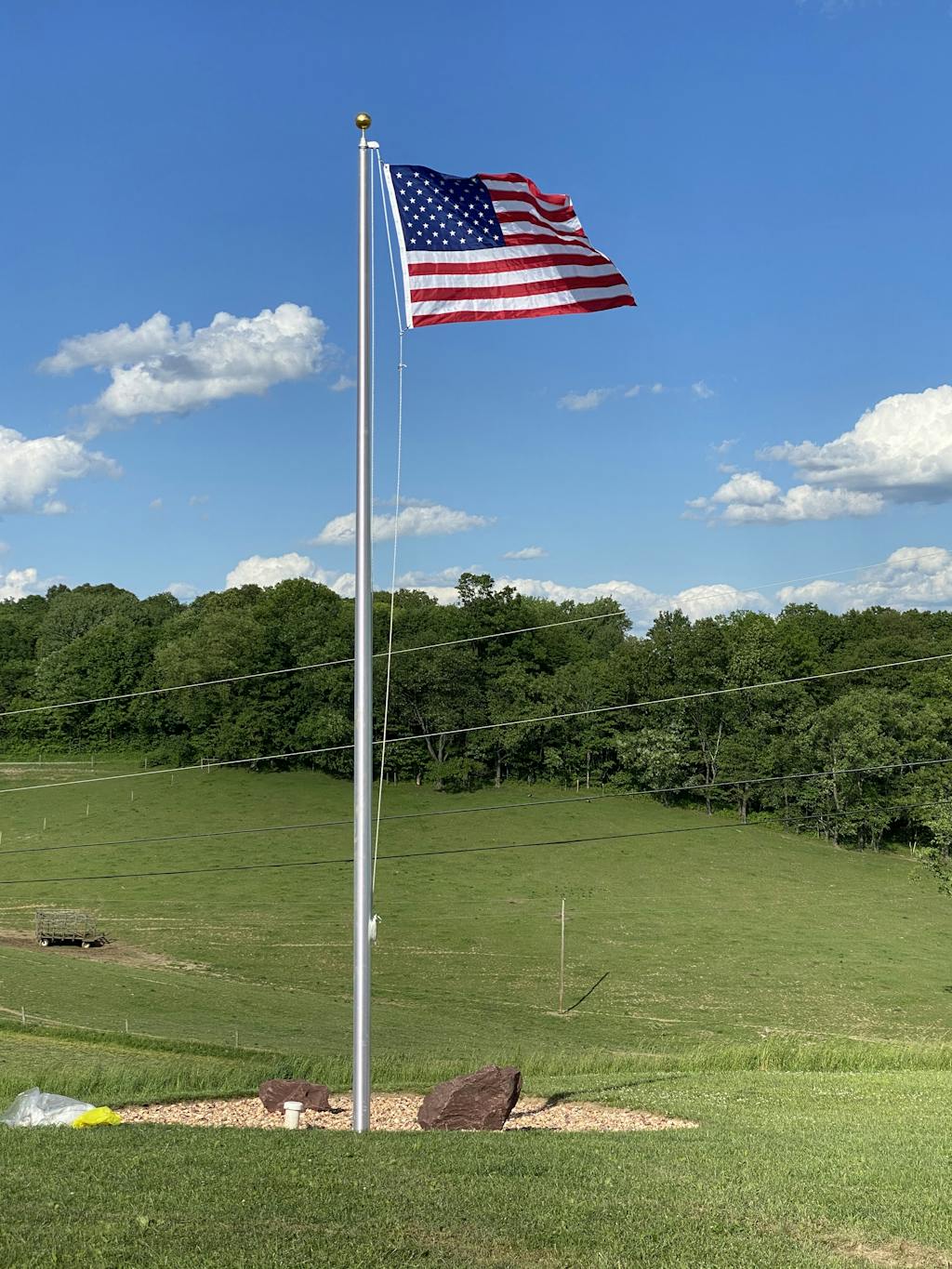 25 ft. Commercial Flagpole with External Rope Halyard Rated At 137 mph