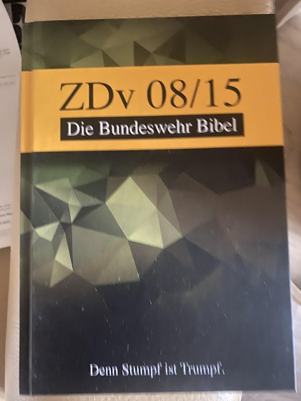 "ZDv 08/15 | Die Bundeswehr Bibel" Buch
