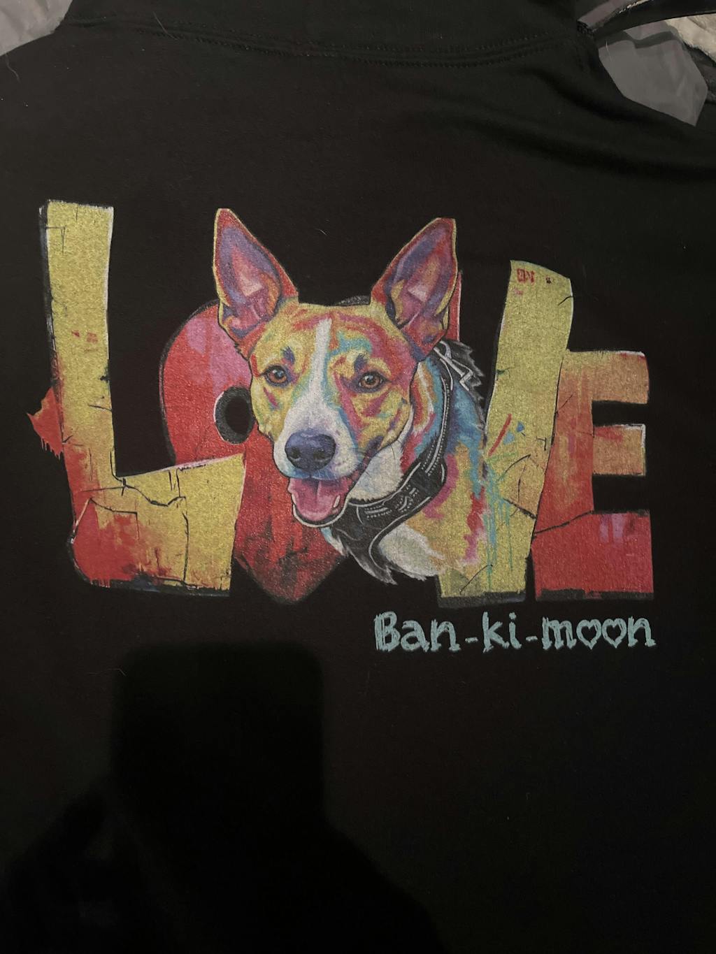 Personalisierter Hoodie - "LOVE" Backprint