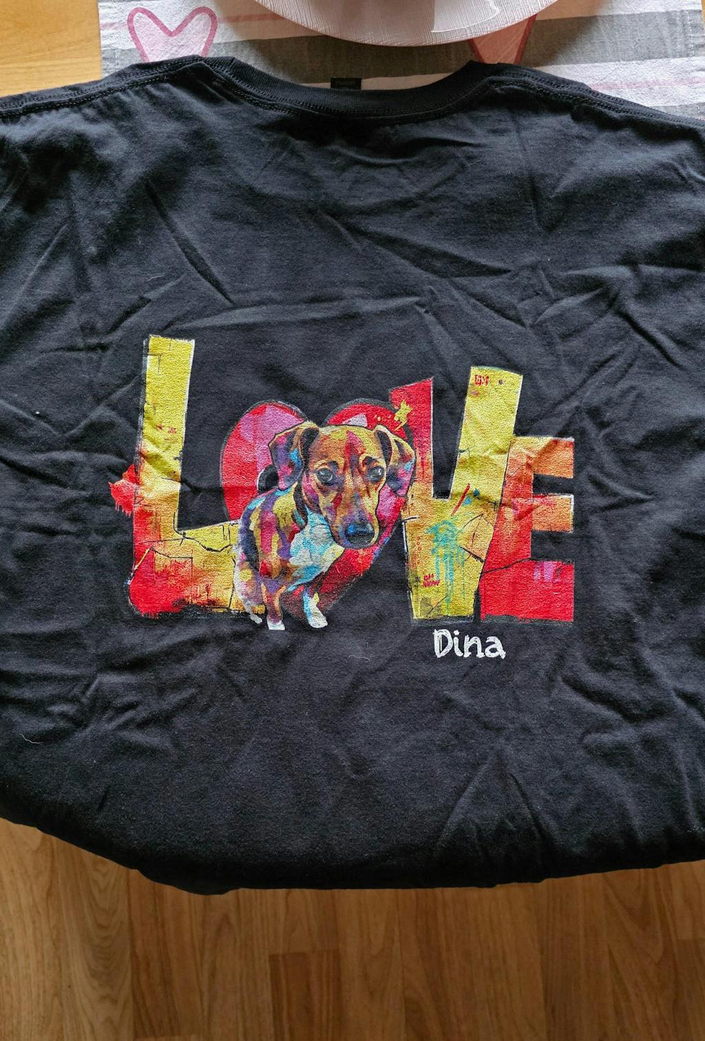 Personalisiertes T-shirt "Love"