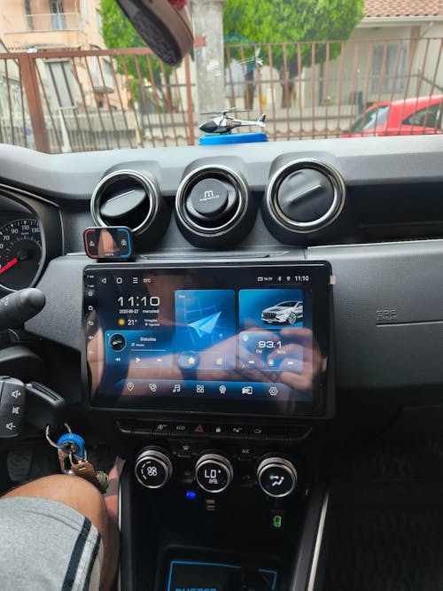 Autoradio per Renault Arkana | Duster 10.1" | 2018-2021 | Android | Bluetooth | CarPlay | Android Auto | 2GB/4GB/8GB Ram