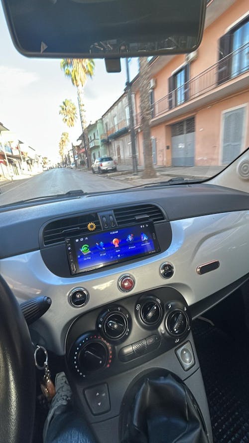 Autoradio per Fiat 500s 6.9" | 2007-2014 | Android | Bluetooth | CarPlay | Android Auto | 2/32GB Ram
