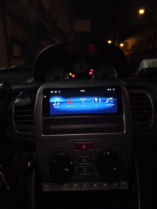 Autoradio per Lancia Y 6.9" | Dal 2003 | Android | Bluetooth | CarPlay | Android Auto | 2/32GB Ram
