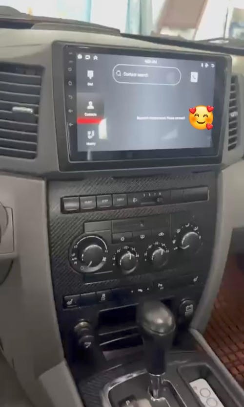 Autoradio per Jeep Grand Cherokee 10.1" | 2004-2010 | Android | Bluetooth | CarPlay | Android Auto | 2GB/4GB/8GB Ram