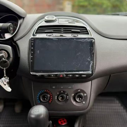 Autoradio per Punto Evo 9" | Dal 2009 in Poi | Android | Bluetooth | CarPlay | Android Auto | 2GB/4GB/6GB/8GB Ram