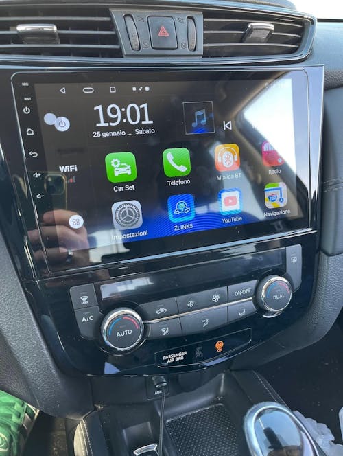 Autoradio per Nissan Qashqai J11 | x-Trail 3 T32 10.1" | 2013-2017 | Android | Bluetooth | CarPlay | Android Auto | 2GB/4GB/8GB Ram