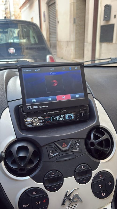Autoradio per Ford Ka 7" | 2008-2016 | Motorizzato | Bluetooth | Radio | USB |  Mirror Link per Android.
