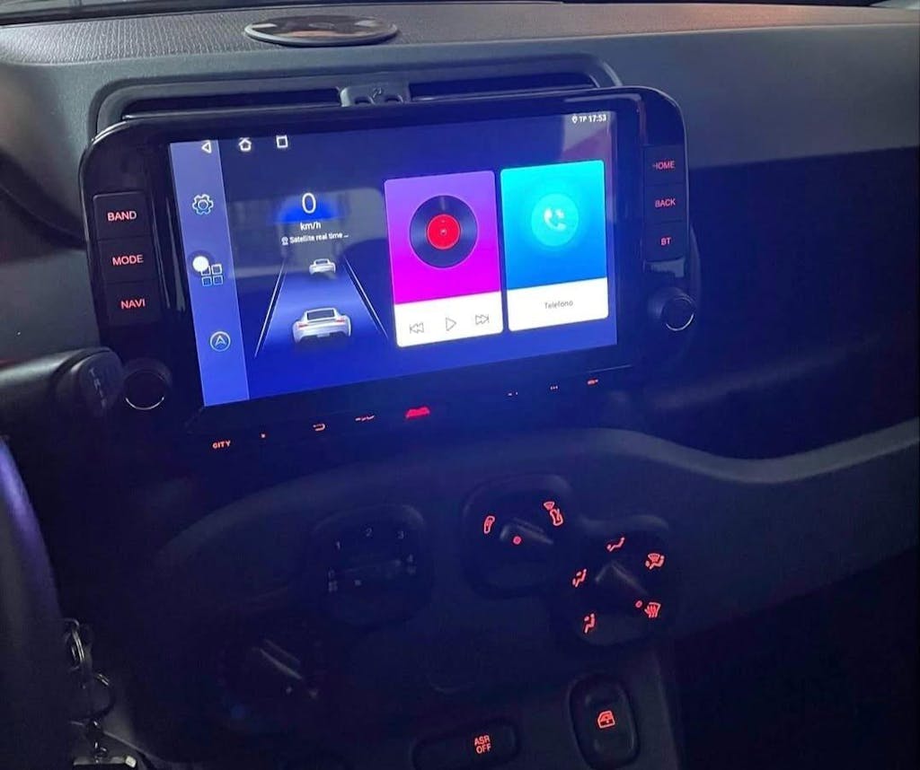 Autoradio per Fiat Panda 3a Serie 7" | Dal 2013> | Android | Bluetooth | CarPlay | Android Auto | 2/32GB Ram