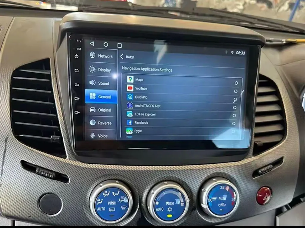 Autoradio per Mitsubishi Parejo Sport L200 9" | 2009-2015 | Android | Bluetooth | CarPlay | Android Auto | 2GB/4GB/6GB/8GB Ram