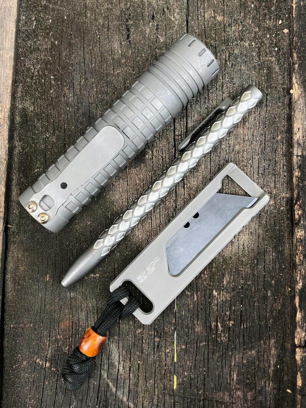 Dawn Titanium Flashlight