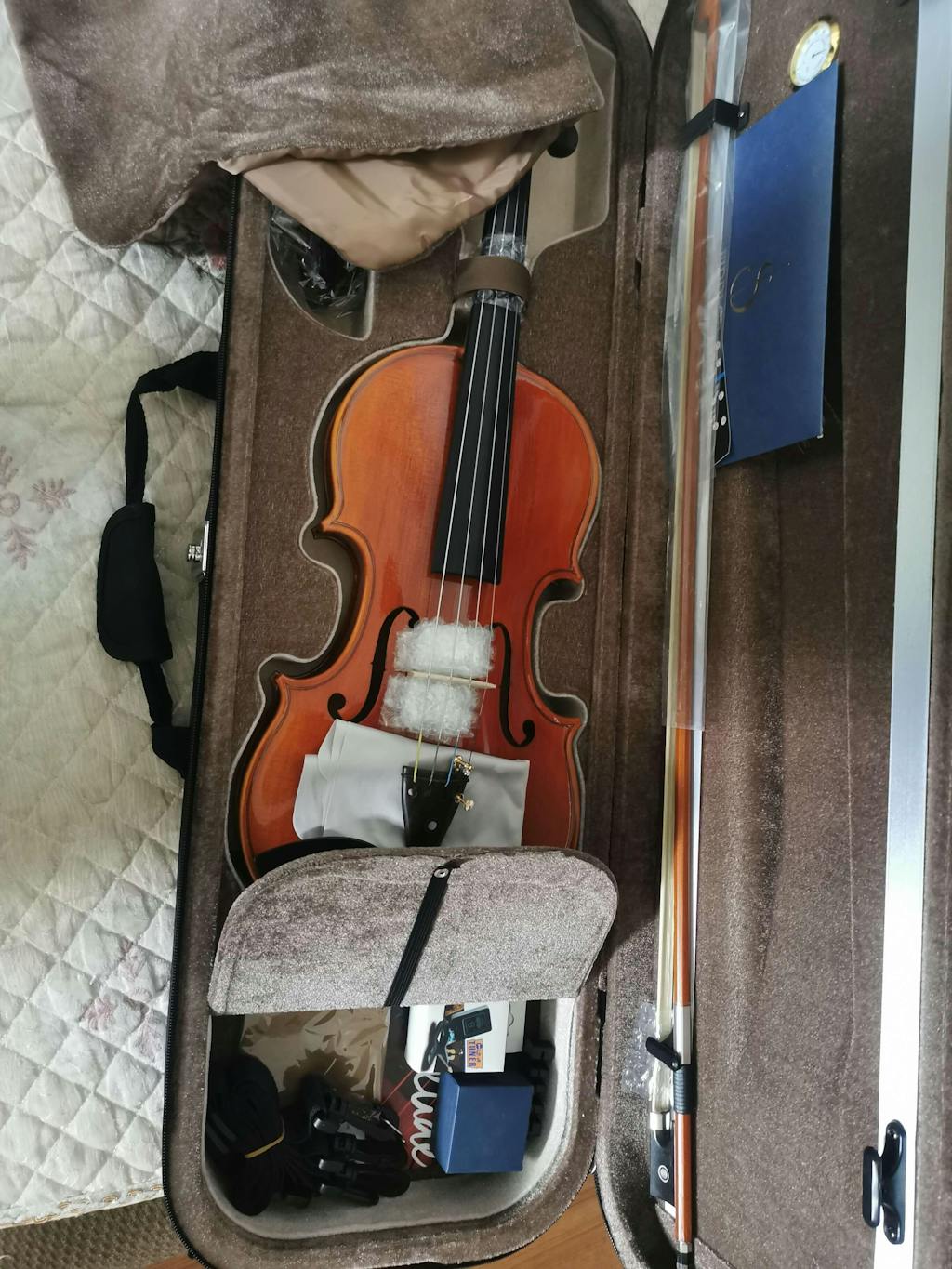 Luxury Full-Size(4/4) Beginner Violin Outfit for Adult&Student Q042 (Out of print)