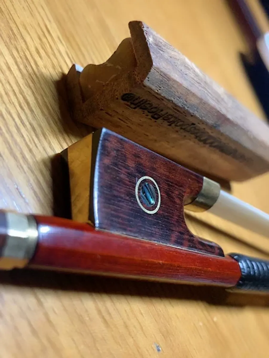 4/4 Solo Violin Bow B114 | Snakewood Frog | Refined & Premium