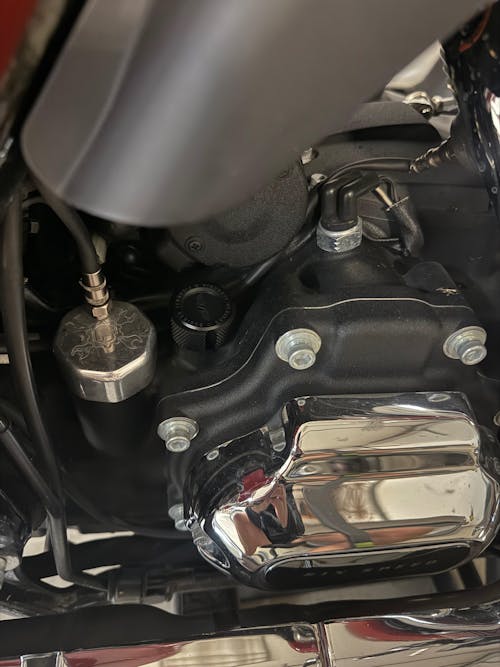 Performance Magnetic Transmission Dipstick for Harley-Davidson M8 (2017-2025) - Knurled Black