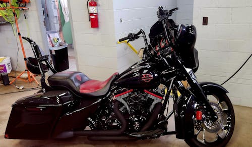 Performance Magnetic Oil Filter for Harley-Davidson All Models (1991-2025) - Red