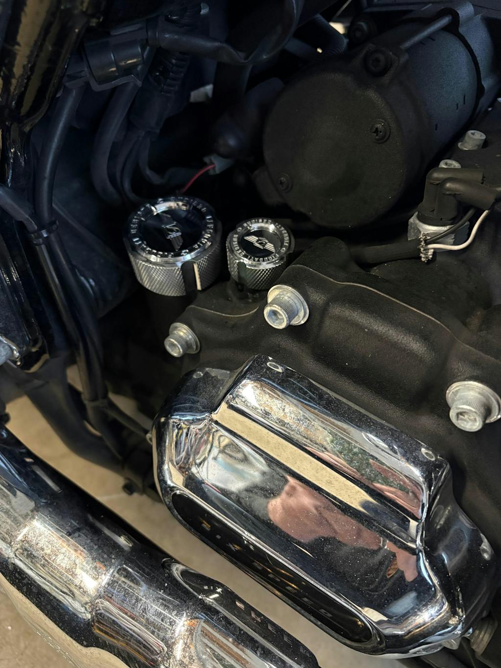 Magnetic Transmission Dipstick for Harley-Davidson M8 (2017-2026) - Knurled Silver