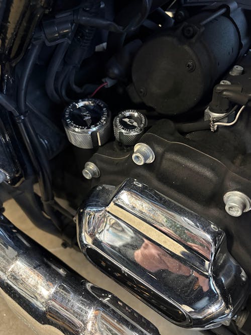 Magnetic Transmission Dipstick for Harley-Davidson M8 (2017-2025) - Knurled Silver