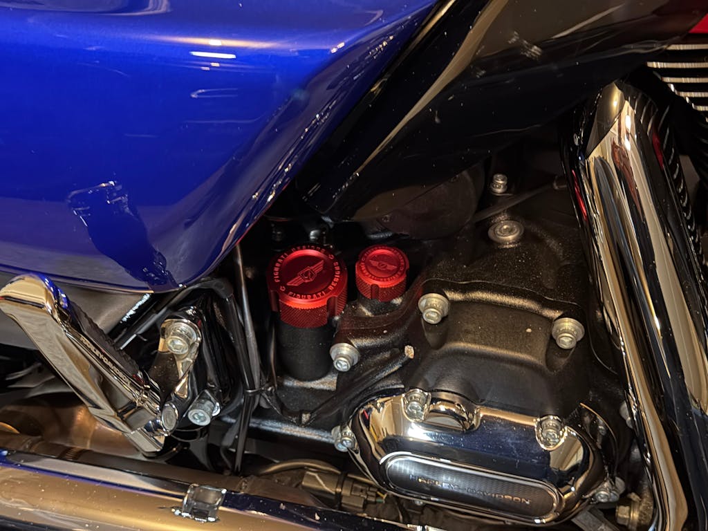 Performance Dipstick for Harley-Davidson Touring M8 (2017-2026) - Knurled Red