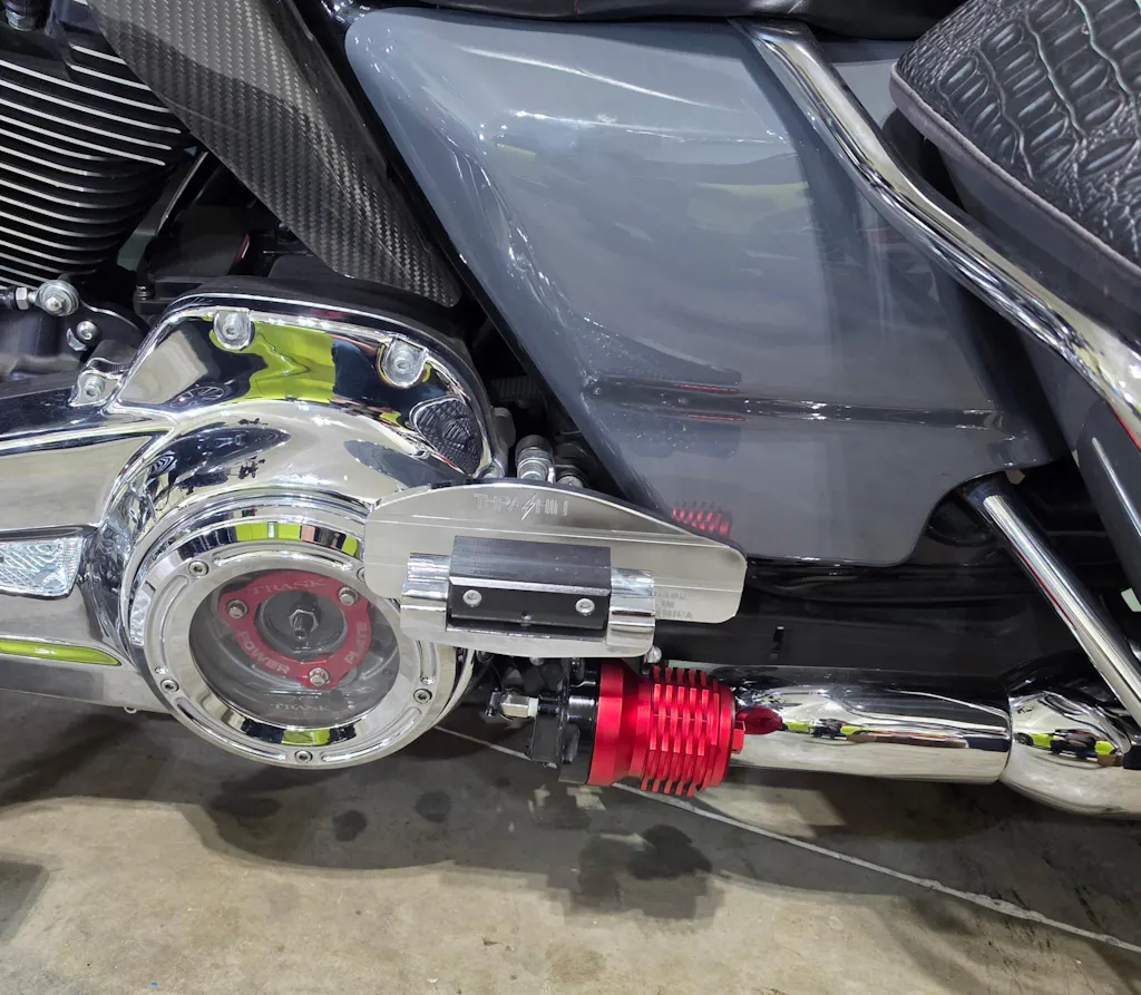 Performance Magnetic Dipstick Kit for Harley-Davidson M8 (2017-2026) - Knurled Red