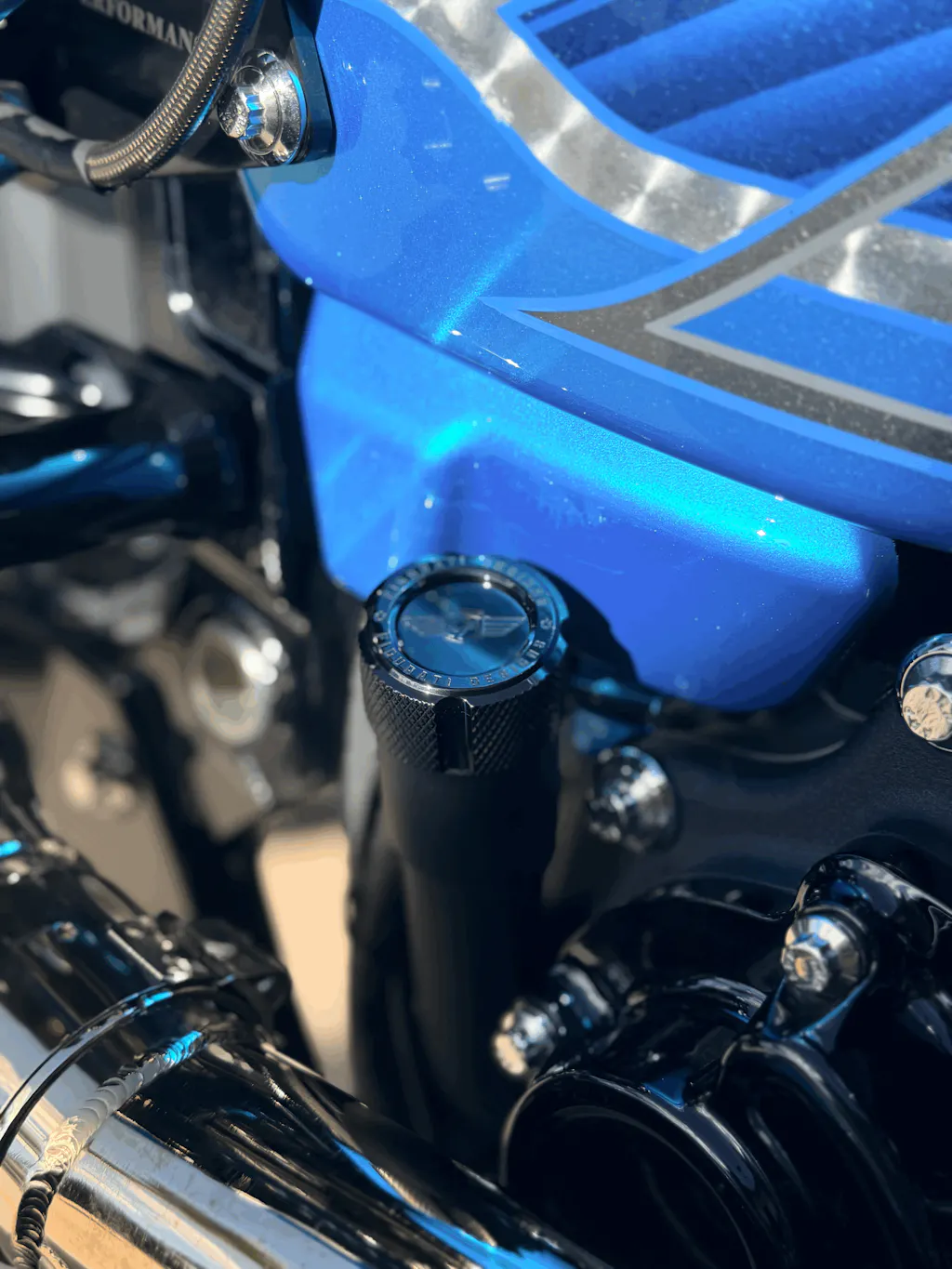 Performance Magnetic Dipstick for Harley-Davidson M8 Softail (2018-2026) - Knurled Black