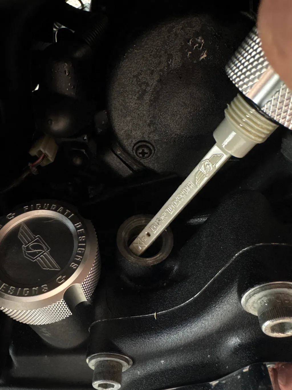 Performance Magnetic Dipstick Kit for Harley-Davidson M8 (2017-2026) - Knurled Silver