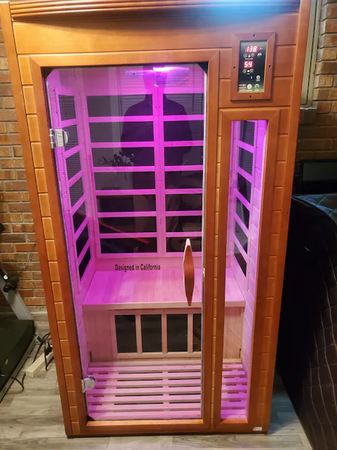 Golden Designs "Barcelona" Sauna Dynamic Low EMF FAR Infrared Sauna w/ Hemlock DYN-6106-01