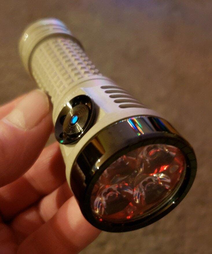 Something bigger then E04 Surge? : r/flashlight Fireflies e04