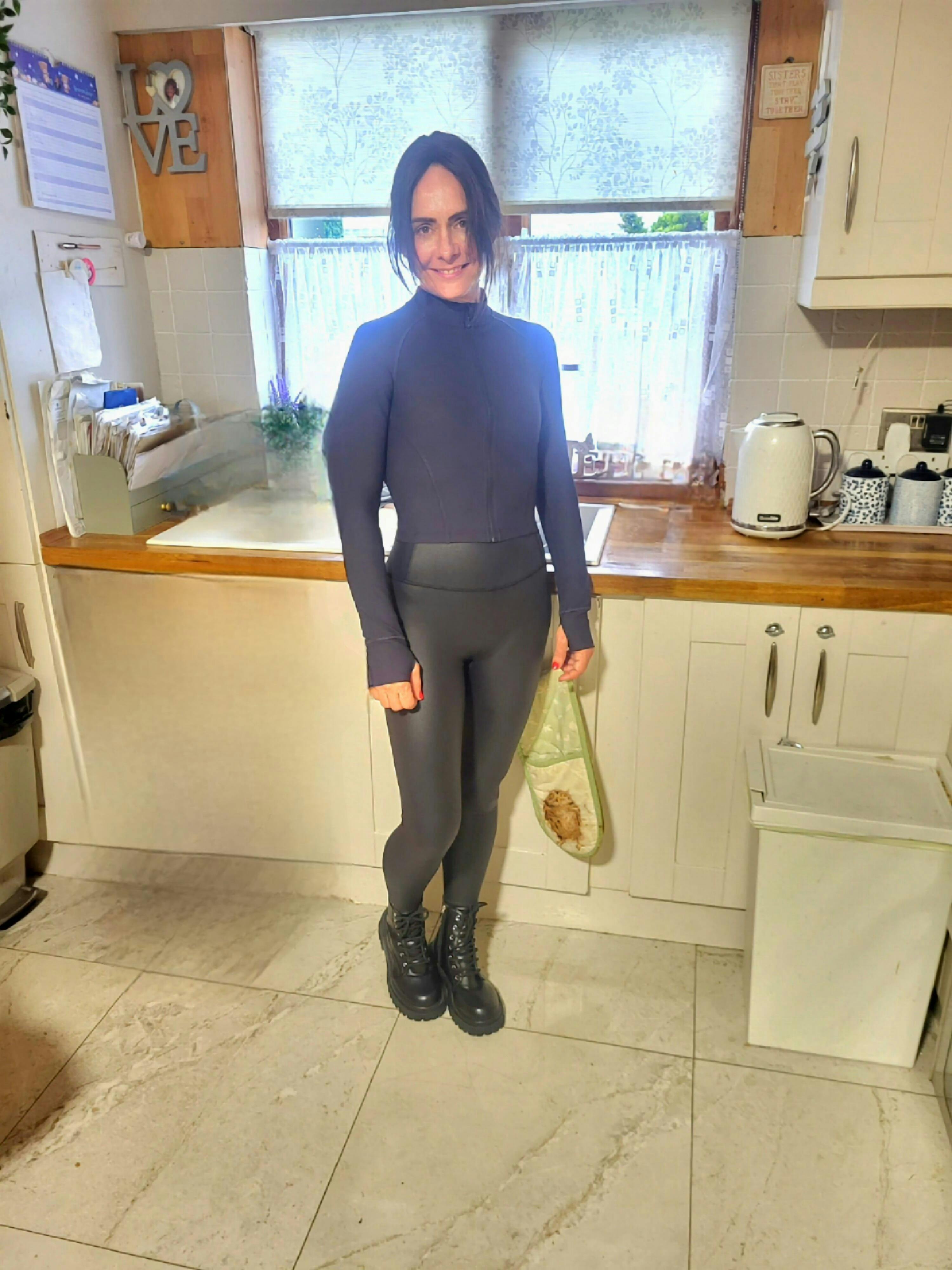 Full Zip Padded Tank Black | FIRM ABS