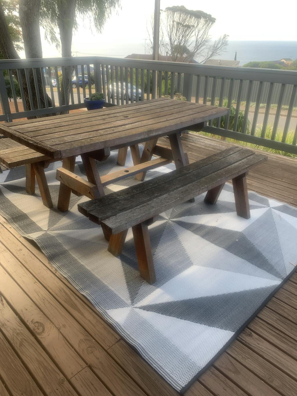 Outdoor Rug Recycled Plastic Geo Star Glacier Grey Floorsome