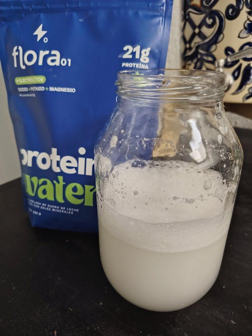 Protein Water - Proteína clara con electrolitos