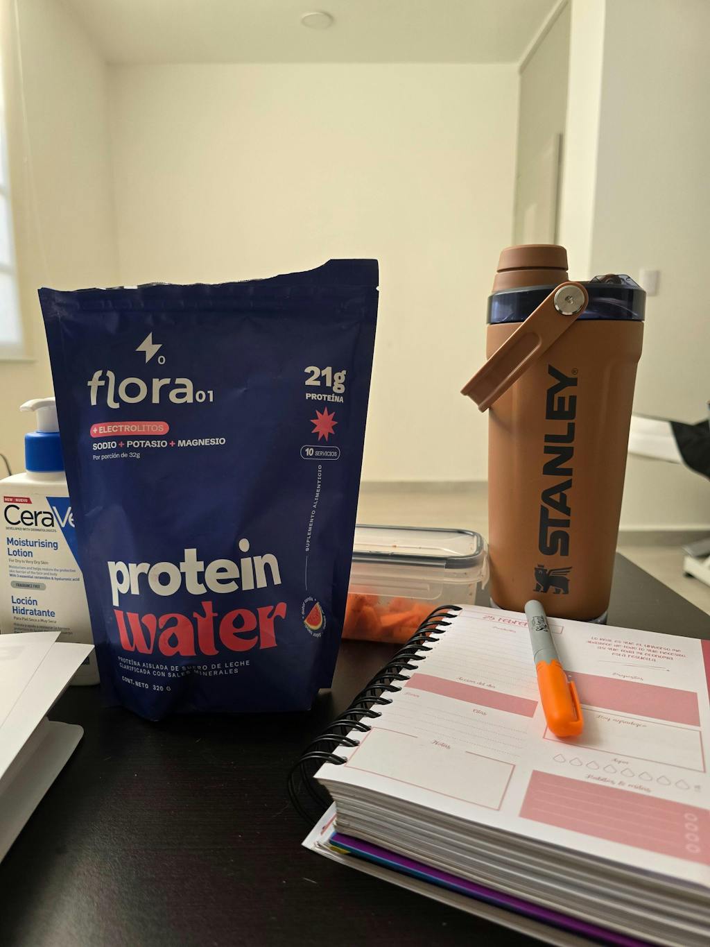 Protein Water - Proteína clara con electrolitos