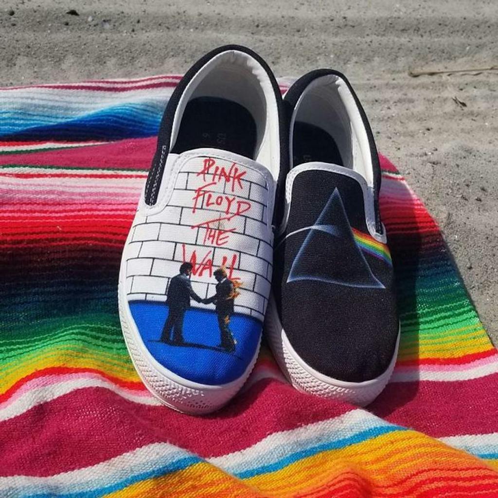 dark-side-of-the-moon-50th-anniversary-pink-floyd-canvas-shoes