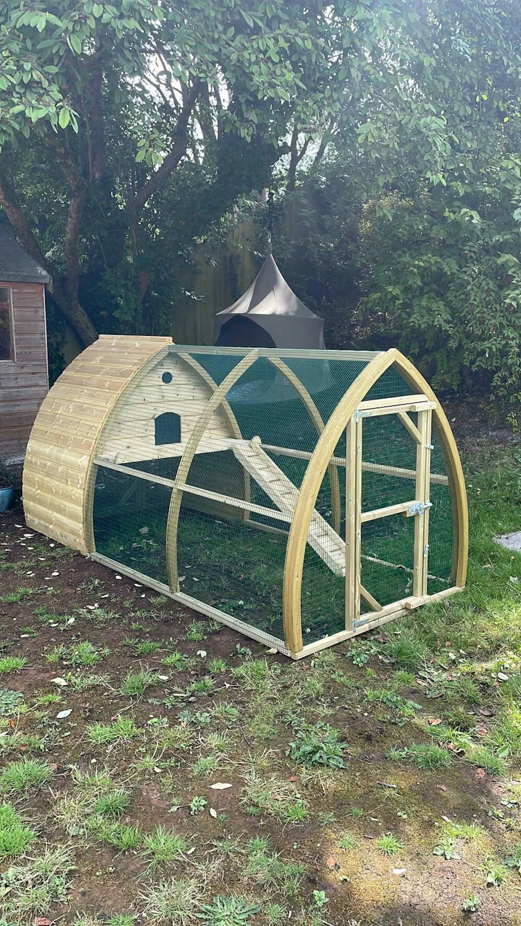 The Salisbury Rabbit House, UK made by Framebow