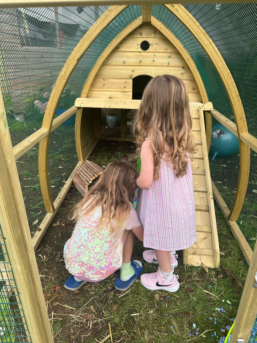 The Salisbury Rabbit House, UK made by Framebow