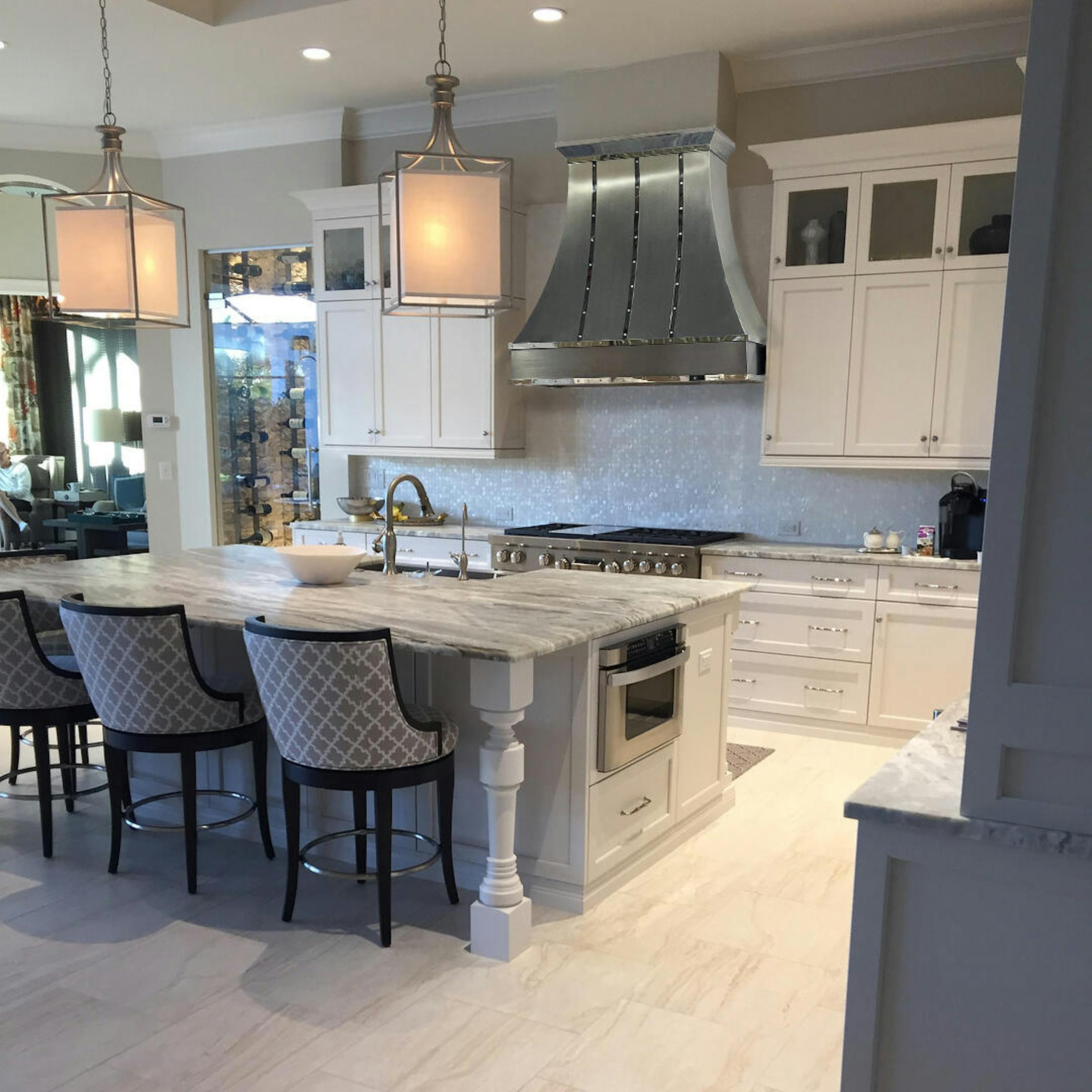 Fobest Curved Stainless Steel Custom Range Hood with Mirror Straps FSS-35