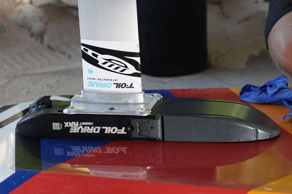 Titanium Integrated Mast Bolts