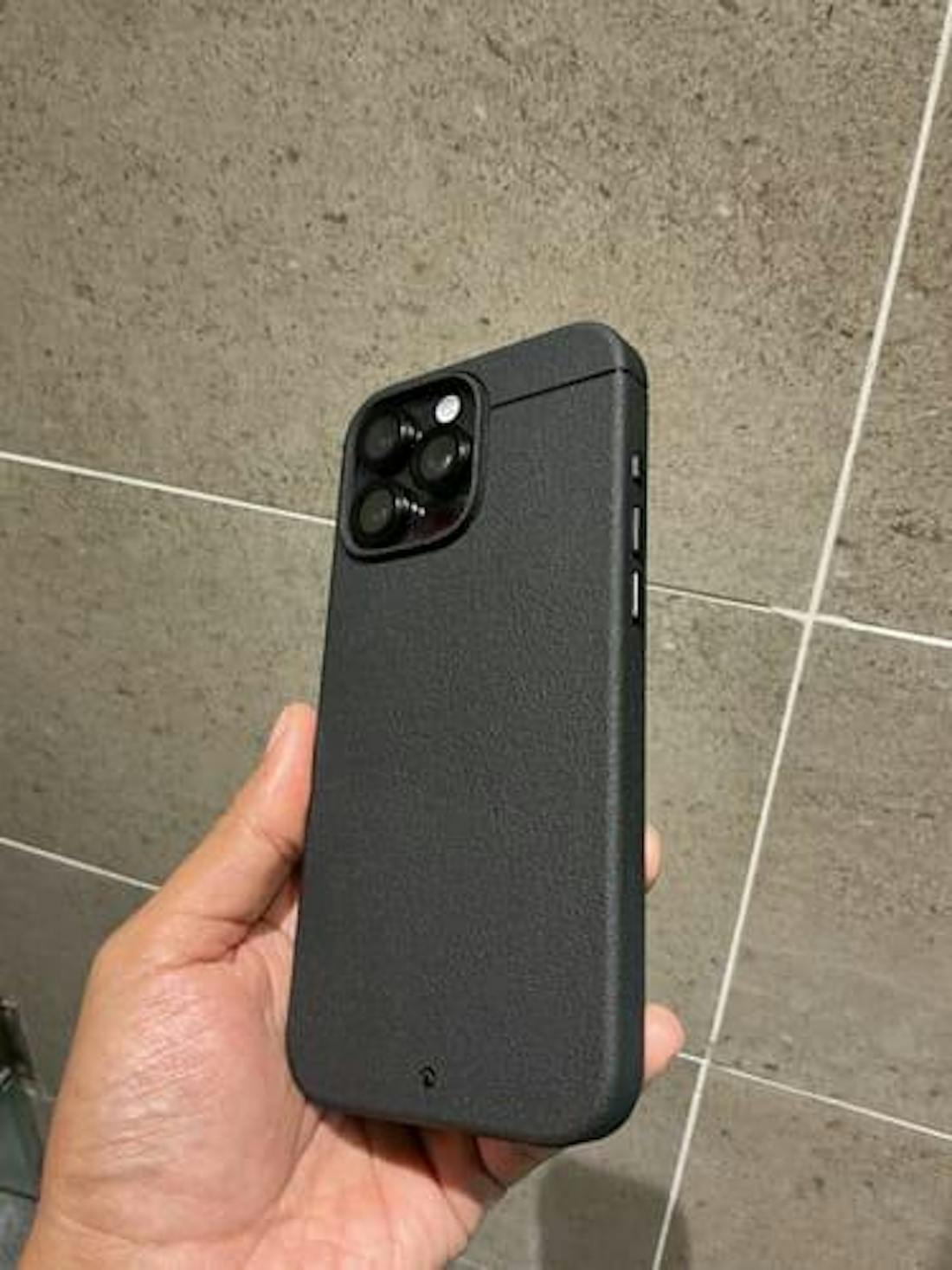 Caudabe Sheath with Camera Control Button for iPhone 16 Series - Magsafe Compatible.