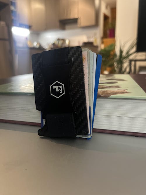 Carbon Black | Pénztárca