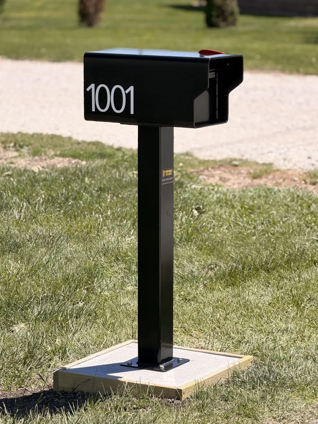 The Enforcer : 1/4 Inch Steel High Security Locking Mailbox - Fort