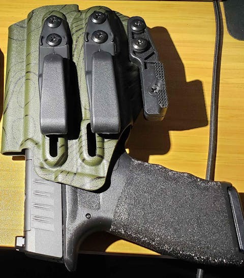 Springfield Hellcat Pro with TLR-7 X & A IWB Holster