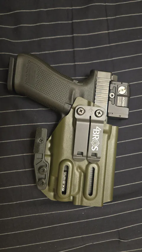 Glock 19/45 with TLR-8A IWB Holster