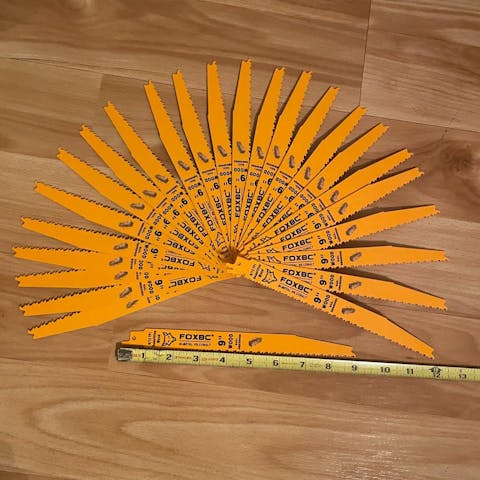 FOXBC 9 Inch 6/12 TPI Demolition Reciprocating Saw Blades for Nail-Embedded Wood, Bi-Metal, 25-Pack with Case