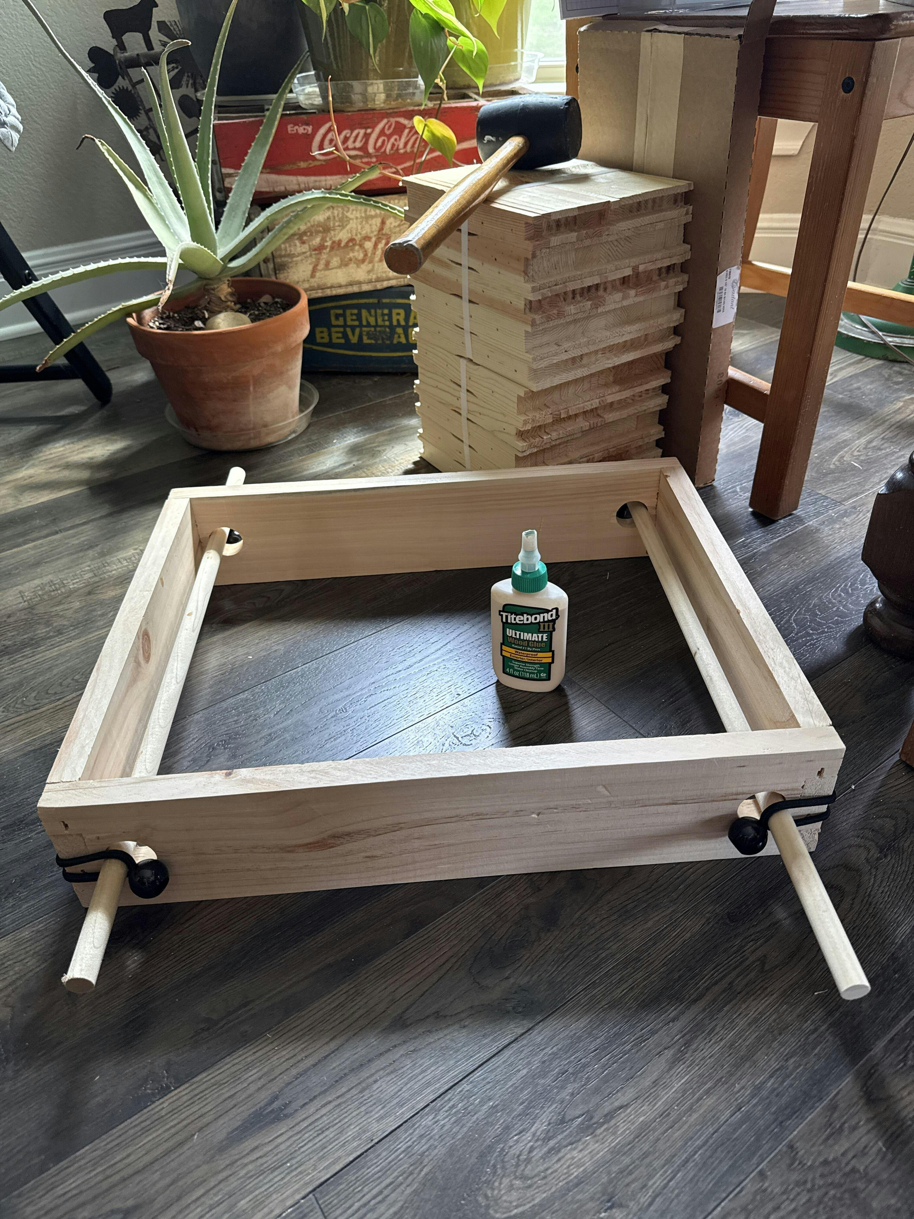 Frame Assembly Tool – Foxhound Bee Company