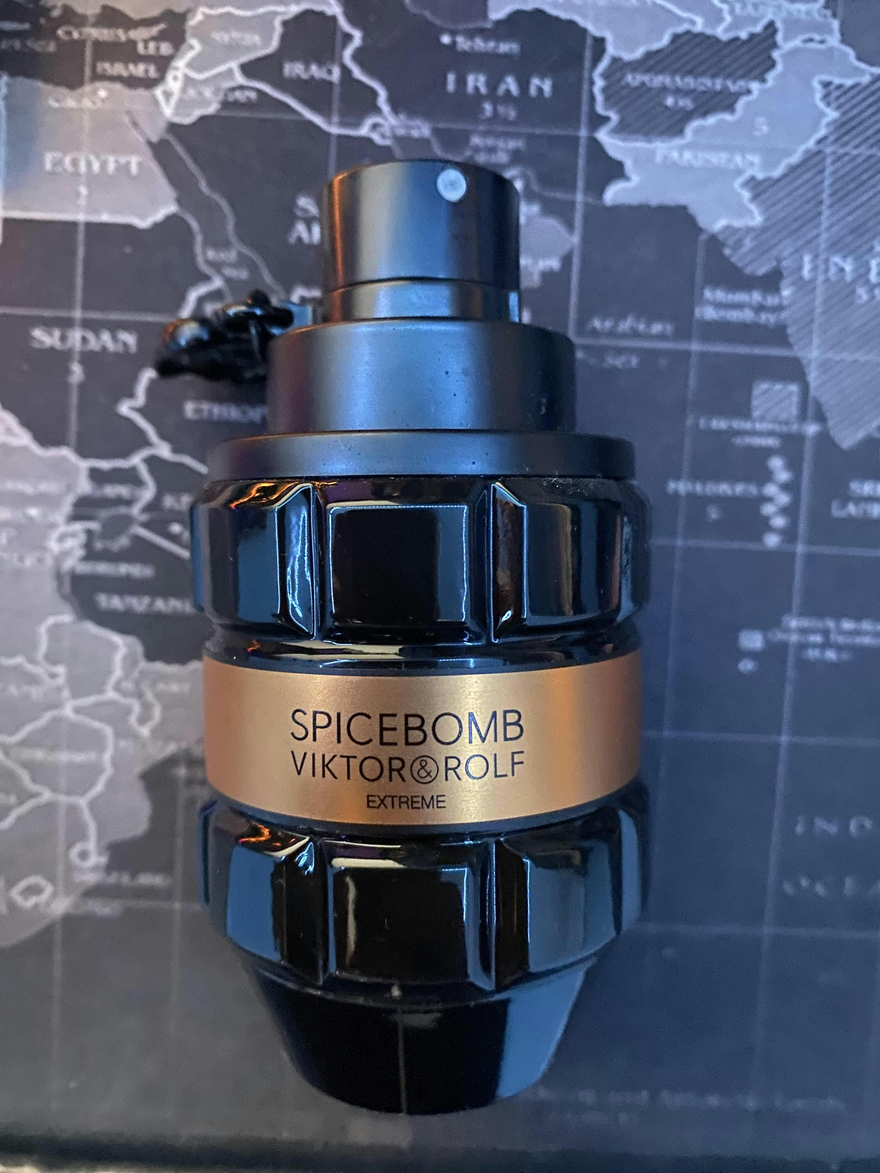 Buy Viktor Rolf Spicebomb Extreme EDP Spray (M) Online