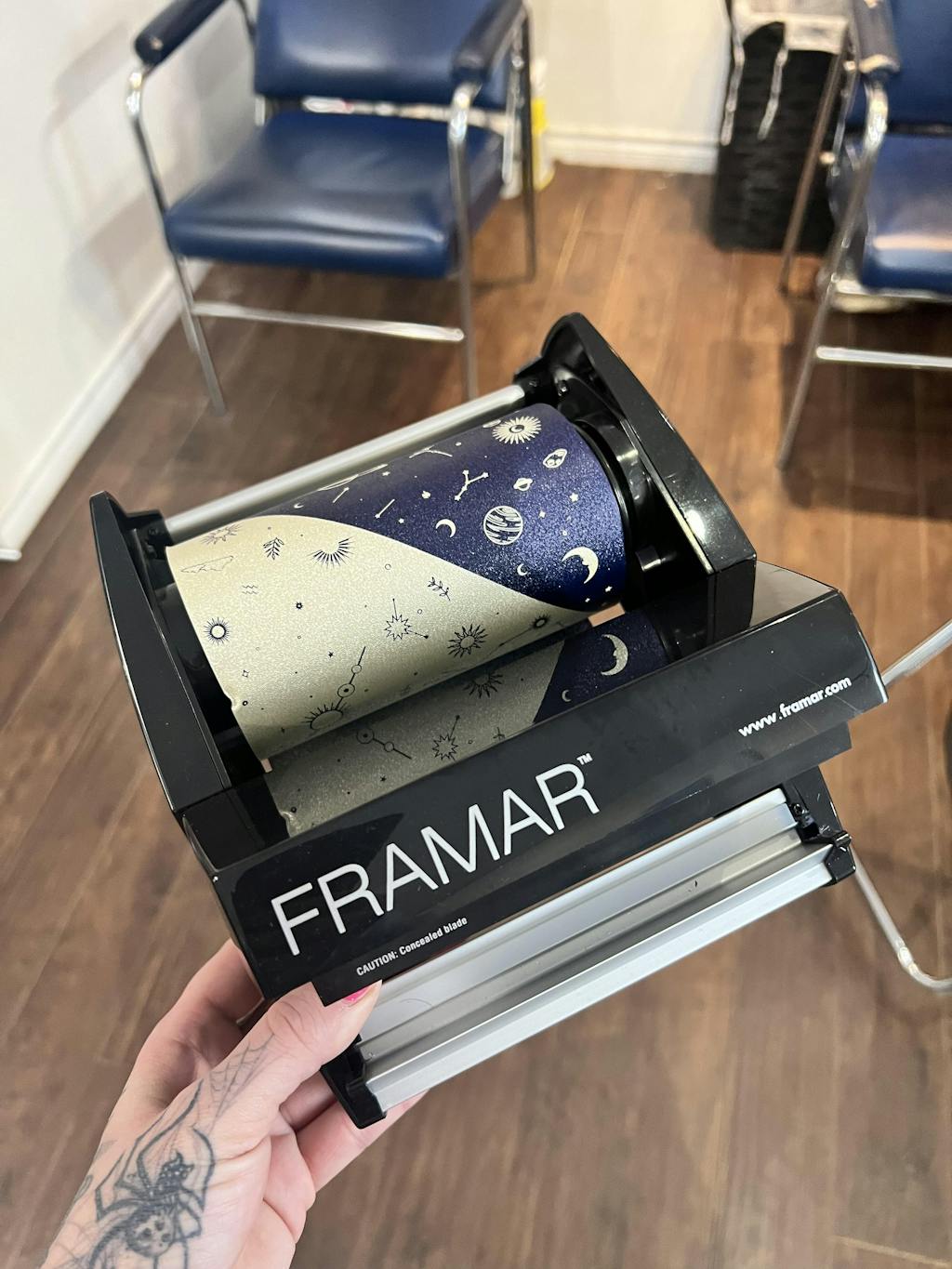 Framar Fold Freak Hair Foil Dispenser Foil Cutting Machine, Foil
