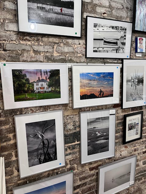 18" x 24" Deluxe Silver Aluminum Contemporary Picture Frame, 12" x 18" Matted