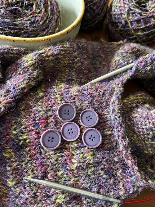 Blaze Corozo Buttons in Plum - 20mm