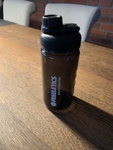 Tritan Shaker Bottle 2-in-1 – Freeletics Store