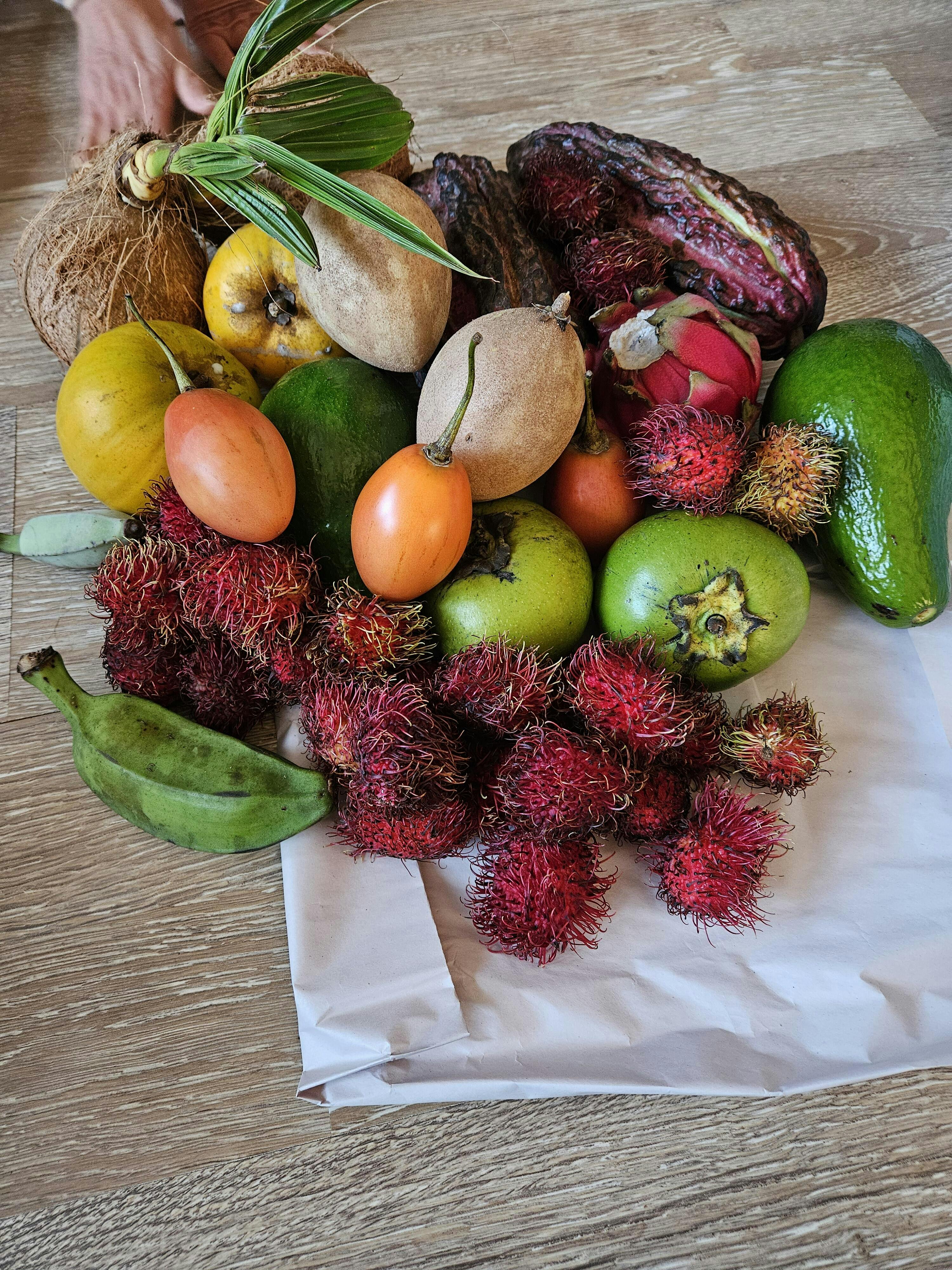 Seasonal Box Fruit Hunters