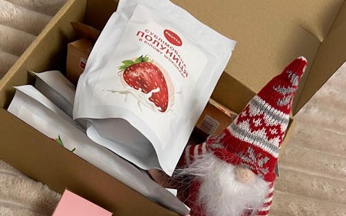 Полуниця в молочному шоколаді