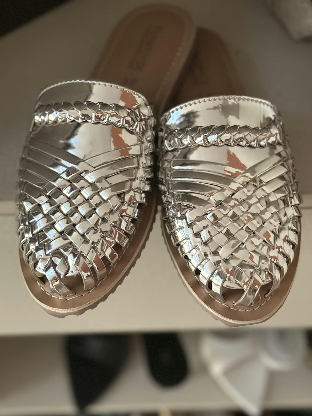 [ Flats ] Amurra Silver